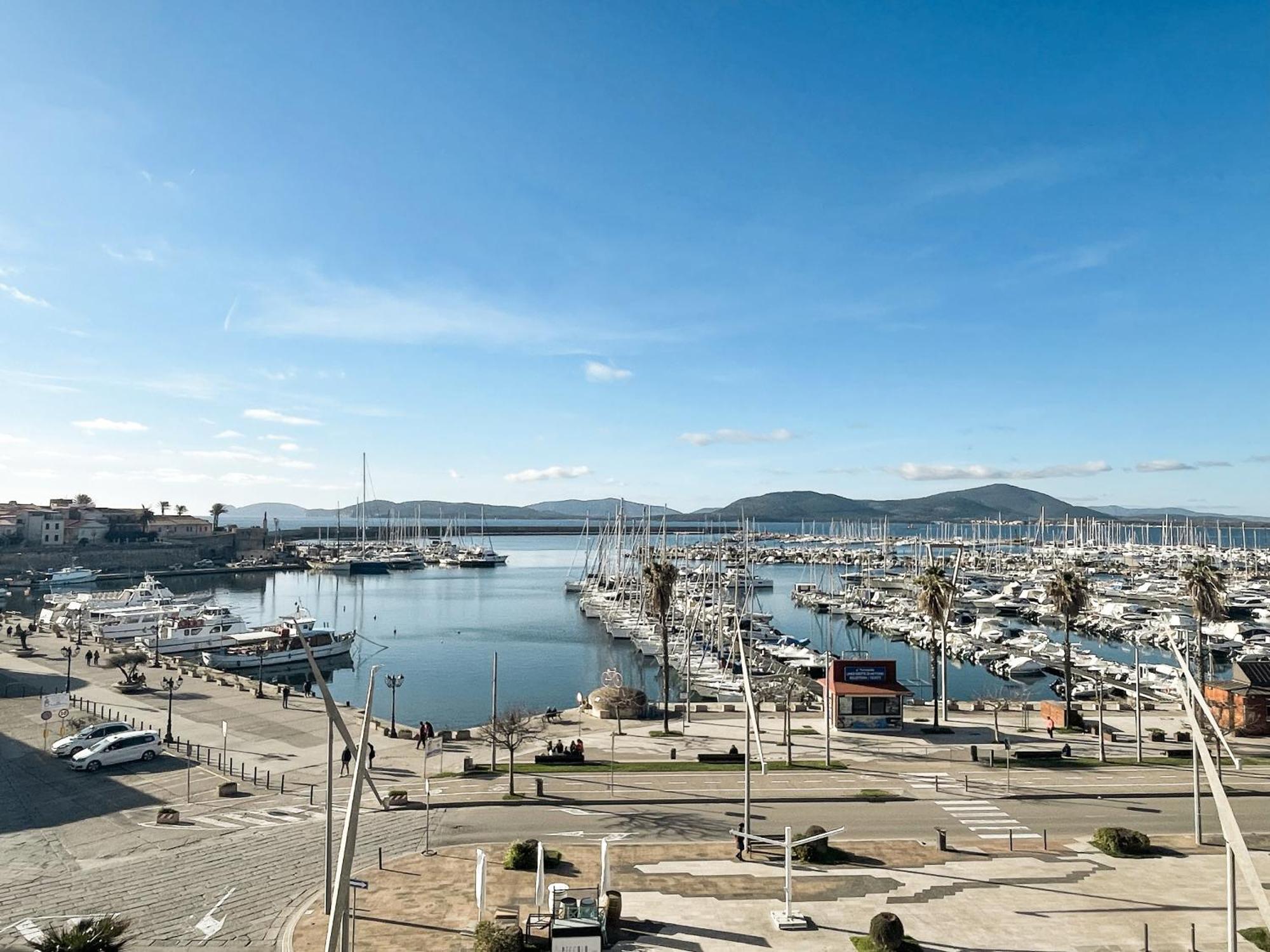 Archi Di Mare - Superba Vista Mare, Centralissimo Apartment *